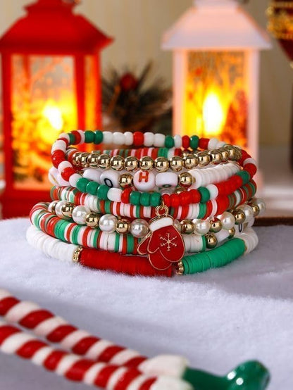 Christmas Bracelet Making Kit, 3500Pcs Clay Beads with Elastic String & 5 Random Charms, Christmas Gifts for Teens.