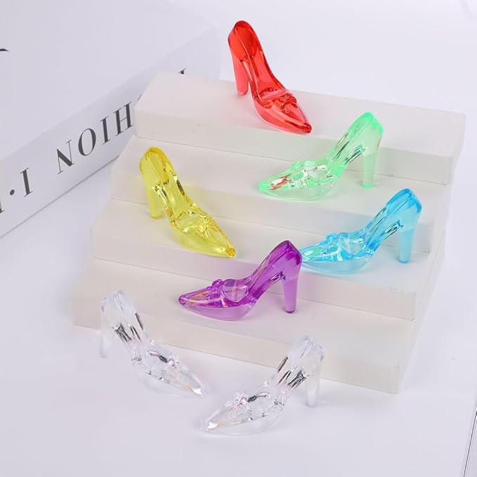 45 PCS Mini Crystal Acrylic Shoes Princess Heels Plastic Slippers Sensory Bin Filler for Girls,Wedding Birthday Party Table Favors,Party Decorations,7 Colors Mixed