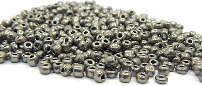 Perlin Glass Seed Beads 4mm 6/0 Round Mini Small Pony Spacer Beads 1100pcs for Jewelry Making Earrings Bracelets Pendants Waist DIY Handmade Metallic Color Kit (Antique Silver Metallic)