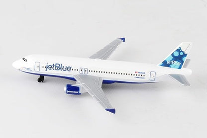 Daron Toy Airplane – jetBlue – Die-Cast Metal Model Airplane Toy with Plastic Parts for Kids Ages 3+