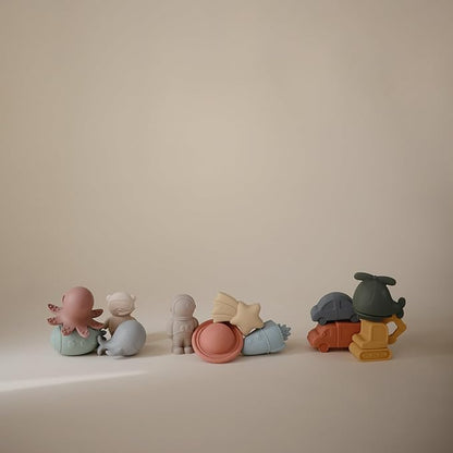 mushie Space Bath Toys Play Set for Toddlers | 100% Food Grade Silicone | Mold Free, Pack of 4