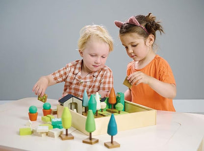 Tender Leaf Toys - Little Garden Designer - Wood Garden Building Play Set - Inspires Creativity, Encourages Role-Play and Story Invention, Educational Activity for Boys and Girls - Age 3+