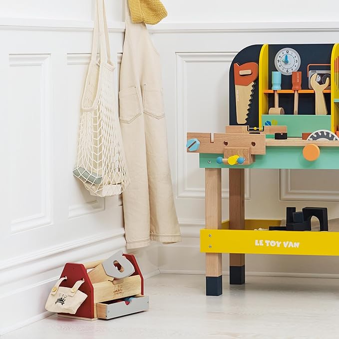 Le Toy Van - Cars & Construction Educational Wooden Tool Box Play Set for Role Play | Boys Pretend Play Wooden Tools - Suitable for 3 Year Olds and Older, Tool Box 12 Piece Set