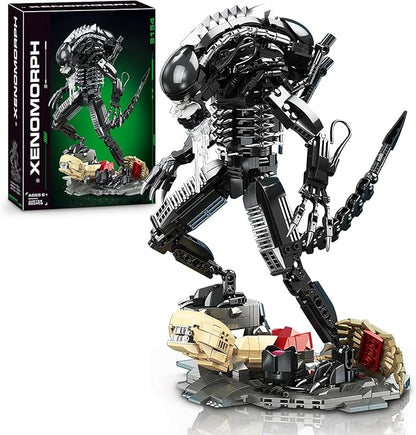 HIGH GODO Alien Mech Xenomorph Warrior Building Sets for Adult, Horror Action Figure Toy with Base,Gifts for Boys Aged 8-14, Perfect for Birthdays Christmases Halloweens, 882 Pieces