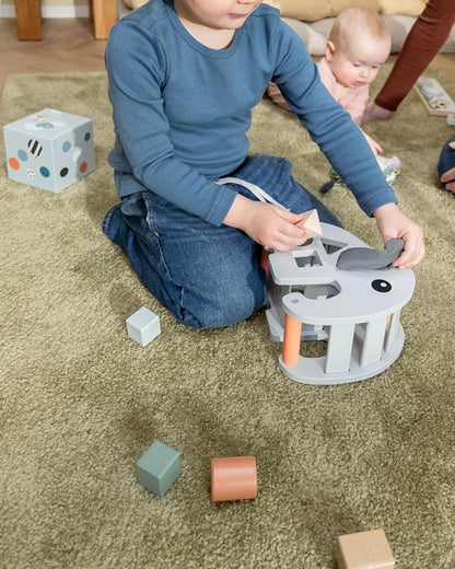 Done by Deer Elphee Sorting Box - Wooden Shape Sorter Toy with Sturdy Handle to take Along - Montessori and Educational Wooden Toy Set - Develop Fine Motor Skills & Learning Shapes in a Fun Way!