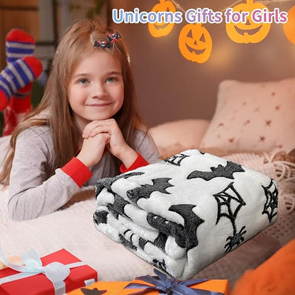 TEHALK Cute Bat Halloween Blanket for Couch, Spooky Blanket for Boys/Girls/Toddler/Kids/Teens/Women/Men 50"x 60"
