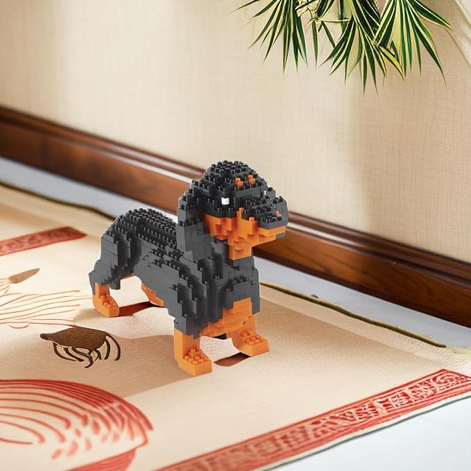 Larcele Micro Dachshund Dog Building Blocks Set Super Mini Pet Building Toy Bricks Kit, 898 Pieces KLJM-02 (Dachshund)