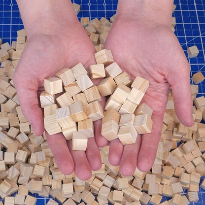 Wooden Blocks for Crafts, 200 Pack – 1/2 Inch Wooden Blocks for Crafts and DIY Projects, Unfinished Wood Cubes, Counting Cubes for Kids, Makers, and Classrooms