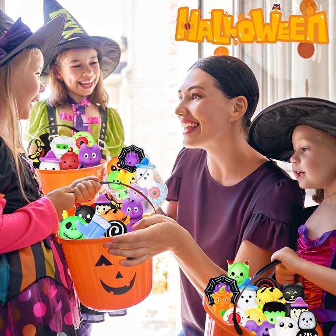 100 PCS Halloween Squishy Toys for Kids Party Favor Halloween Trick or Treat Toys Bulk,Soft Squishy Toys for Kids Boys Girls Gifts Classroom Rewards,Goodie Bags Fillers