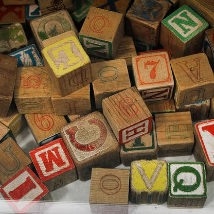 500 Pcs Unfinished Wood Cubes,1 cm Wooden Blocks for Crafting,Small Wood Cubes for Crafts Making & DIY Projects & Decor