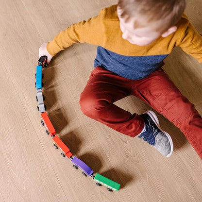 Melissa & Doug Wooden Magnetic Train Cars - 8 Piece Educational and Skill-Building Wooden Toy for Boys and Girls