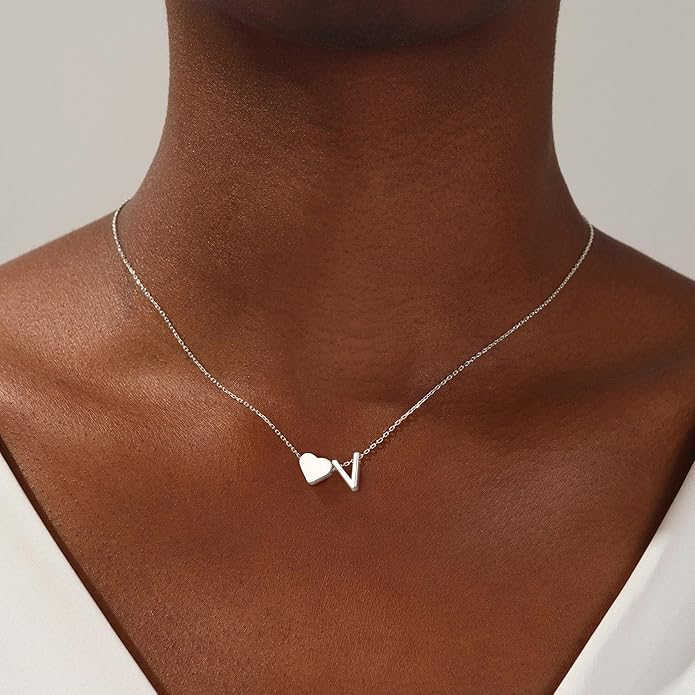 Turandoss Heart Initial Necklace for Women Teen Girls - 18K Gold Plated Letter A-Z Pendant Necklace Dainty Heart Necklaces Tiny Initial Necklaces Birthday Gifts for Women Jewelry