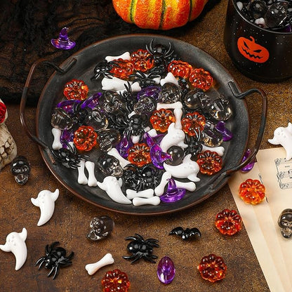 Halloween Acrylic Vase Filler, 240pcs Acrylic Pumpkin Ghost Bat Skull Head Witch Hats Gems Sensory Bin Table Scatter Vase Filler for Autumn DIY Crafts Home Centerpieces Table Decorations