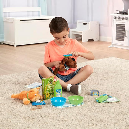 Melissa & Doug Feeding and Grooming Pet Care Play Set Pretend Play Vet Toy Veterinarian Kit for Kids