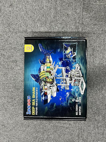 Mechanical Shark Building Set with LED Light, 687 PCS Movable Ocean Animal with Display Stand, Sea Fish Building Block Toy, Home Decor Gift for Adults Teens Kids Boys Ages 12+